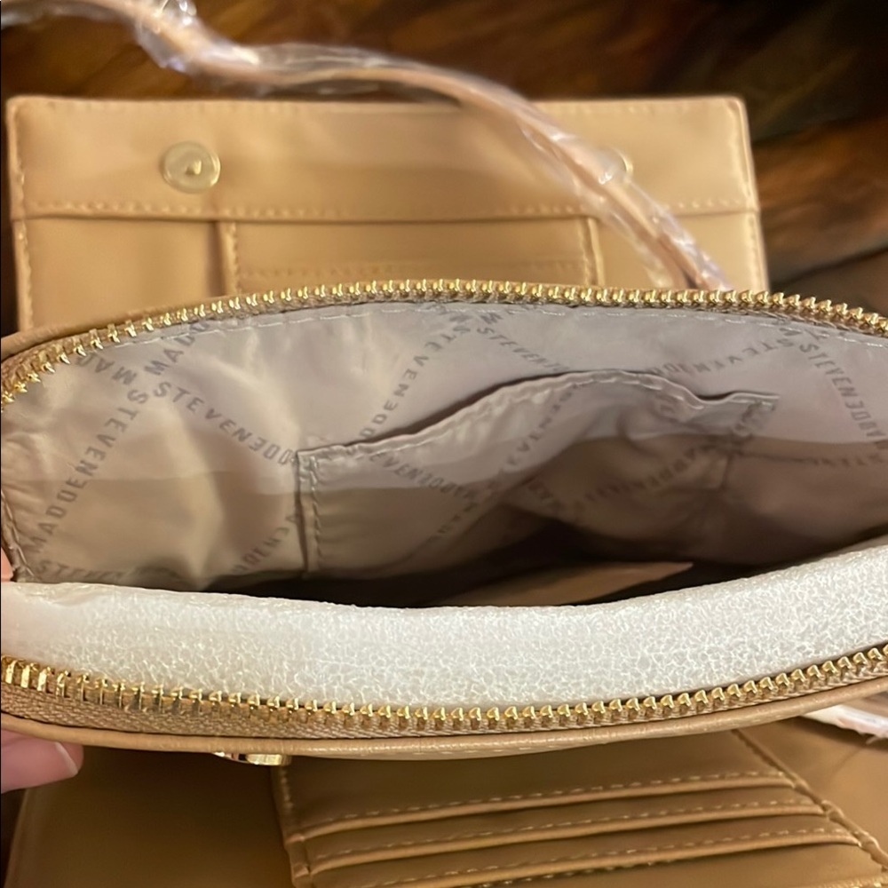 ✨Women's Tan Crossbody Bag. - Picture 7 of 12